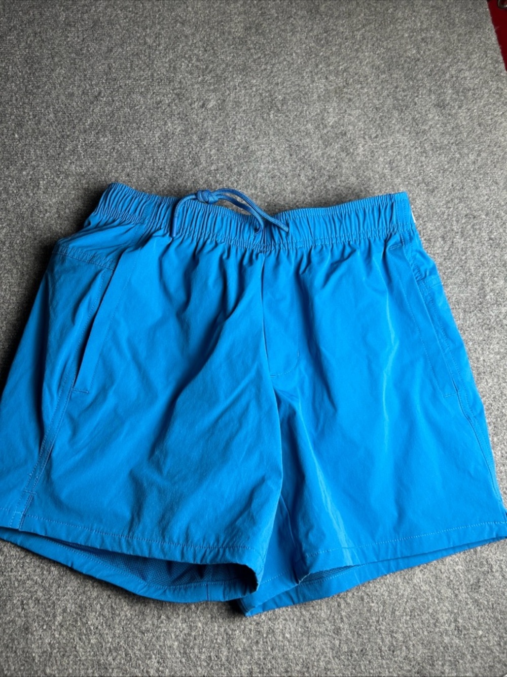VRST men’s small new shorts